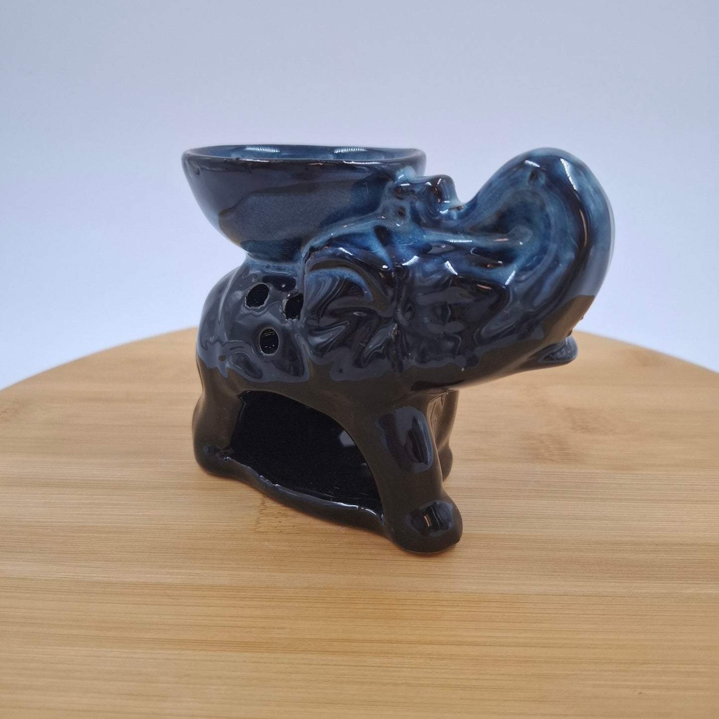 מארז שנהב - 2 שמנים ארומטיים 30 מ"ל + מבער מעוצב