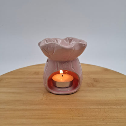 מארז לילי - 2 שמנים ארומטיים 10 מ"ל + מבער מעוצב