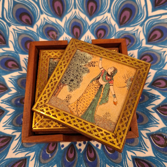 שישיית תחתיות לכוסות בעיטורי בראס